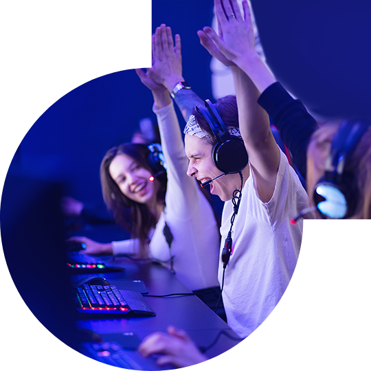 U8国际独家双向驱动技术<br>让电竞玩家尽情享受极致高速快感